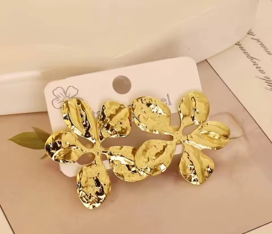 Flower Petal Geometrical Stud Earrings